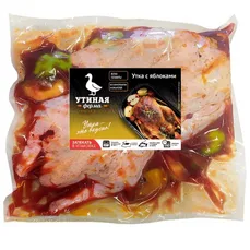 Утка для запекания в маринаде с яблоками и корицей 
